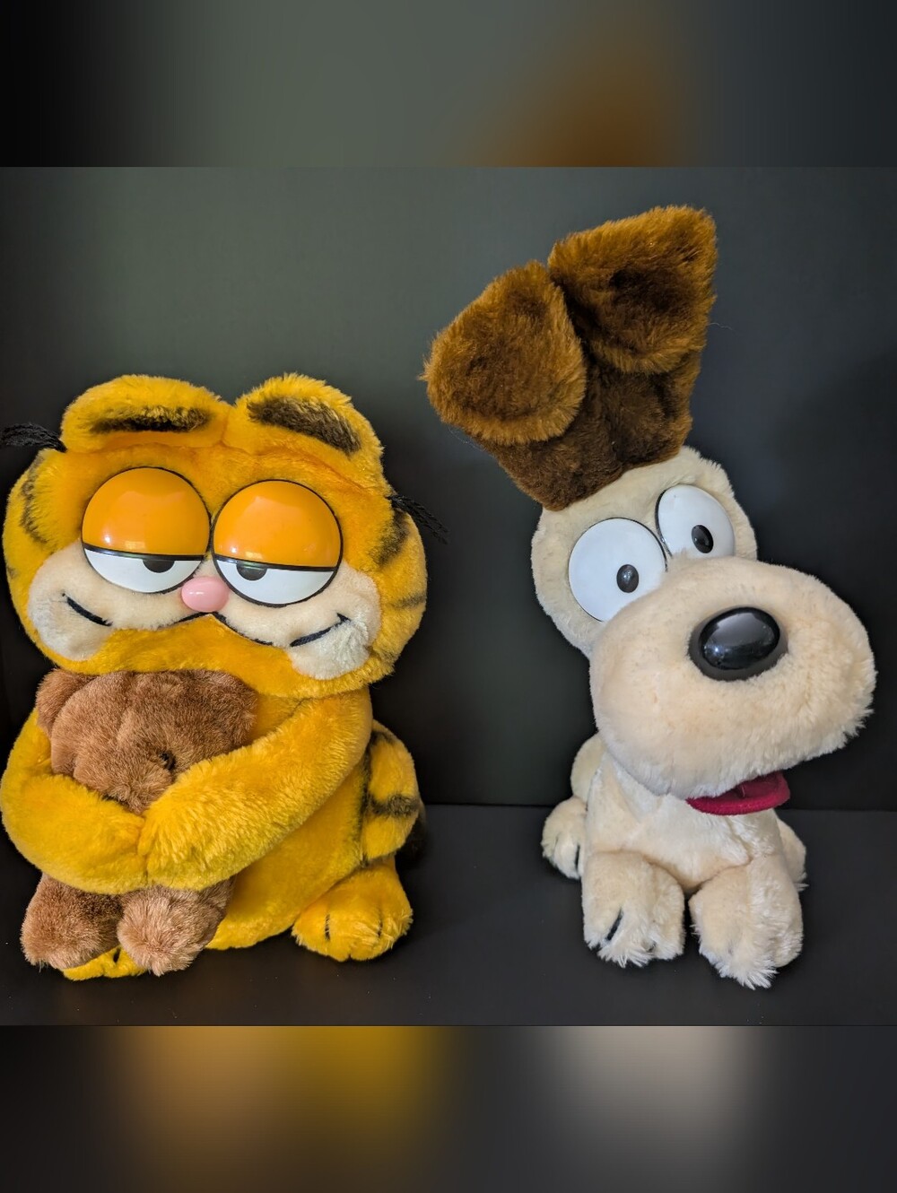 Vintage 1981 Dakin Garfield & Pooky 1983 Odie plush 5-2026G